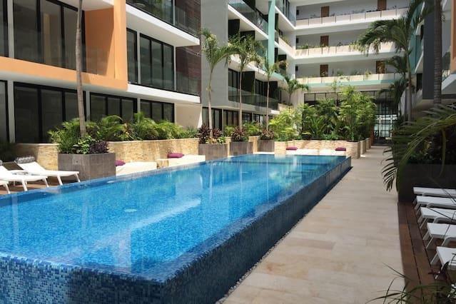 The City Luxury Suites Playa del Carmen Exteriér fotografie